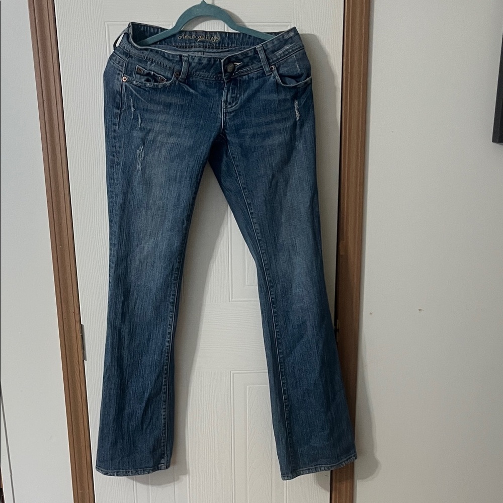 American Eagle “vintage” low-rise